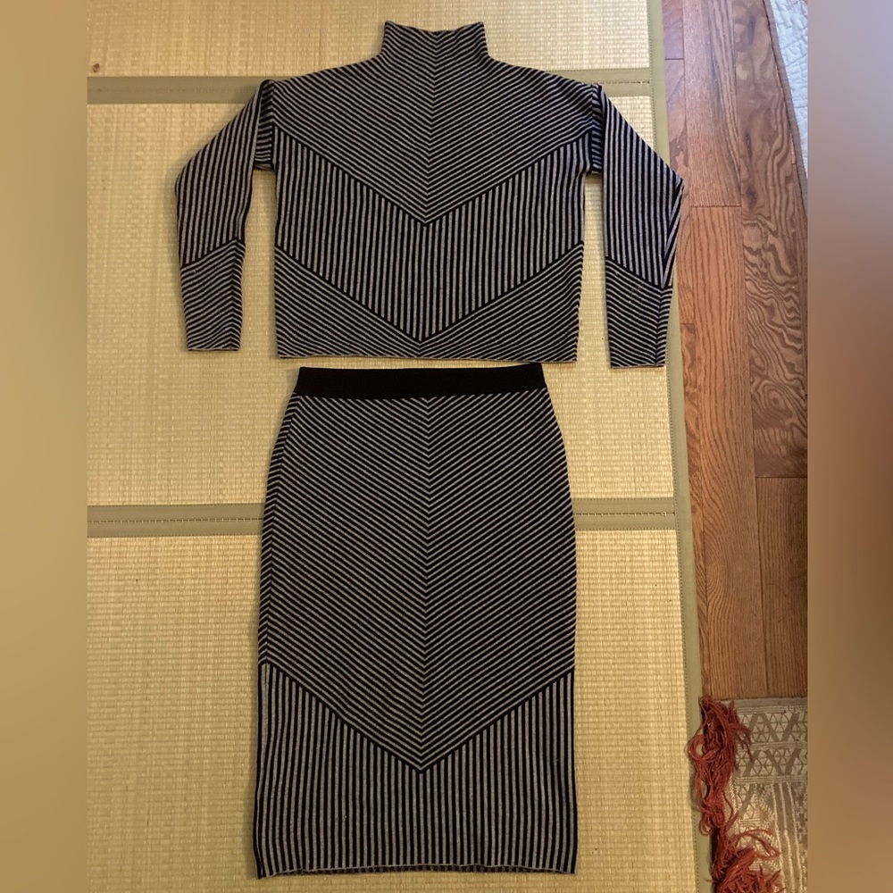 Geometric knit matching set sweater (size S) & skirt (size M)